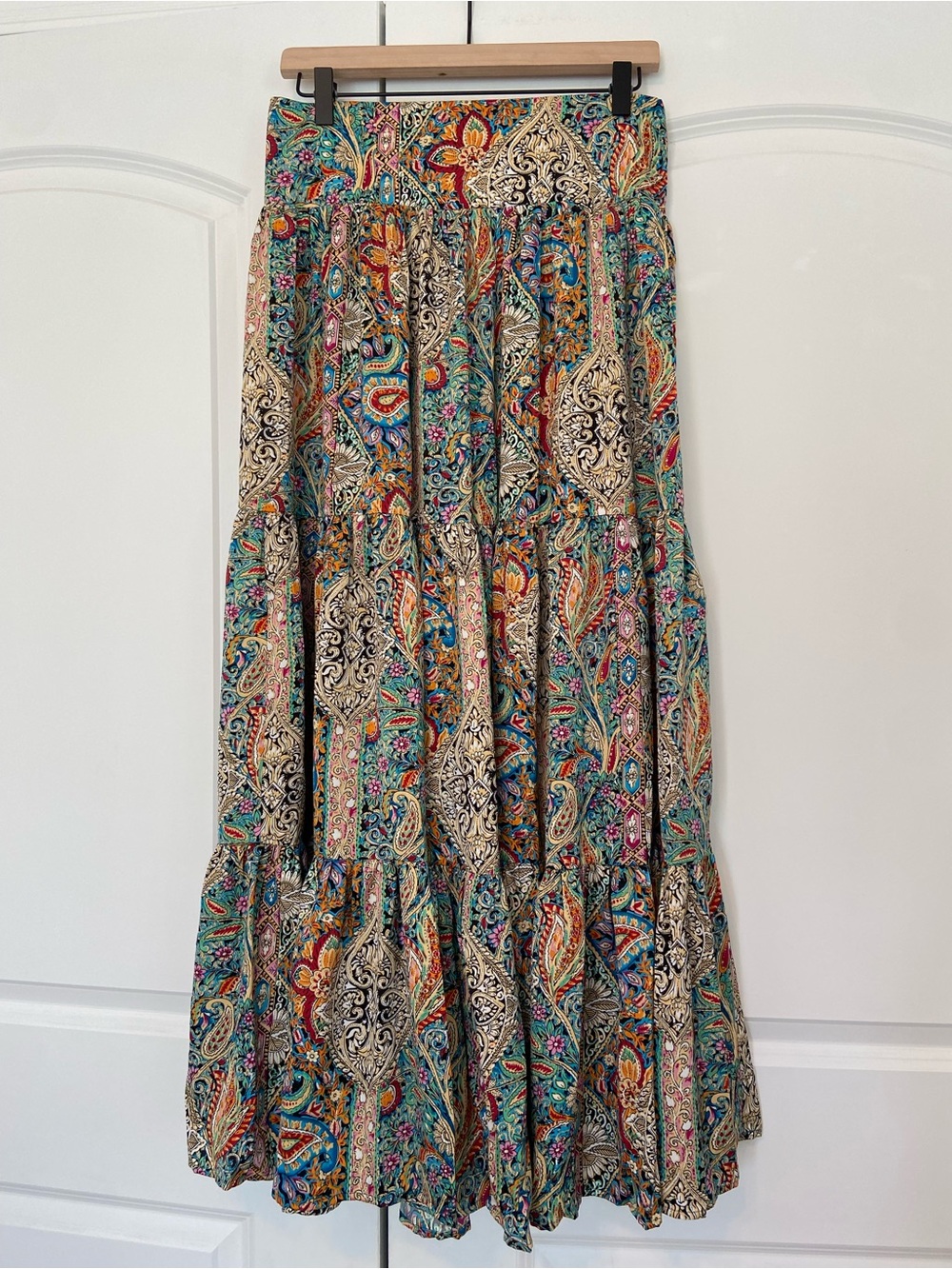 Natural Life Maxi Skirt Boho Large Paisley Floral Tiered Artsy Eclectic Global